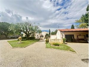 villa à la vente -   34000  MONTPELLIER, surface 207 m2 vente villa - UBI475769264